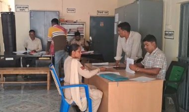 महिला का जबरन अश्लील वीडियो बनाया: 3 नाबालिग समेत 8 हिरासत में, 1 फरार