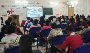 शासकीय दंतेश्वरी पी.जी. महिला महाविद्यालय, जगदलपुर में रेड क्रॉस सोसायटी द्वारा एक जागरूकता कार्यक्रम का आयोजन