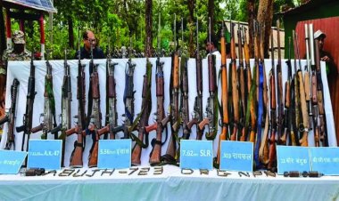 नक्सलियों के कब्जे से कुल 29 हथियार बरामद