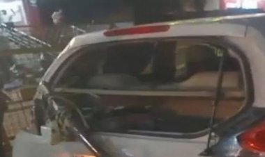 रायपुर  ट्रैफिक जवानों को तेज रफ्तार पिकअप ने मारी टक्कर, एक का हाथ और दूसरे का पैर टूटा