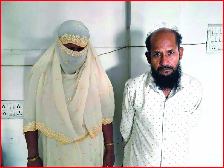 रायपुर रायपुर में पकड़े गए बांग्लादेशी पति-पत्नी से पूछताछ में पुलिस ने किया बड़ा खुलासा, 35 की उम्र में बनवाई थी कक्षा 8 वीं का फर्जी मार्कशीट