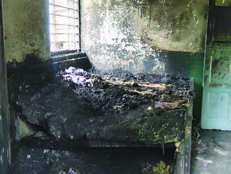 भिलाई टूटे रिश्ते, जलता घर: भिलाई में मां ने बेटी संग खुद को लगाई आग