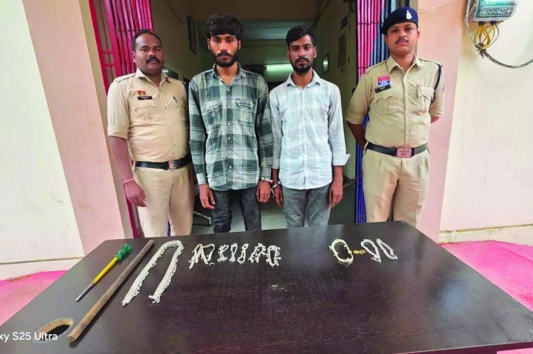 धमतरी धमतरी में लाखों की चोरी का खुलासा: यूपी से आए दो चोर गिरफ्तार, जबलपुर में भी वारदात कबूली