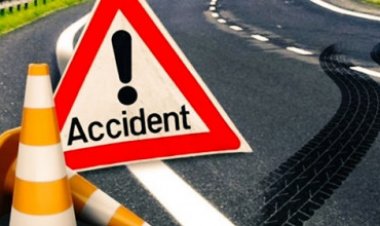 सड़क हादसे में तीन के मौत