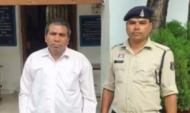 छात्राओं से छेड़छाड़ करने वाला शिक्षक गिरफ्तार