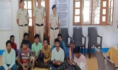 ट्रैक पर लगे जैक से टकराई हमसफर एक्सप्रेस: रेलवे कर्मचारी निलंबित, 9 गिरफ्तार