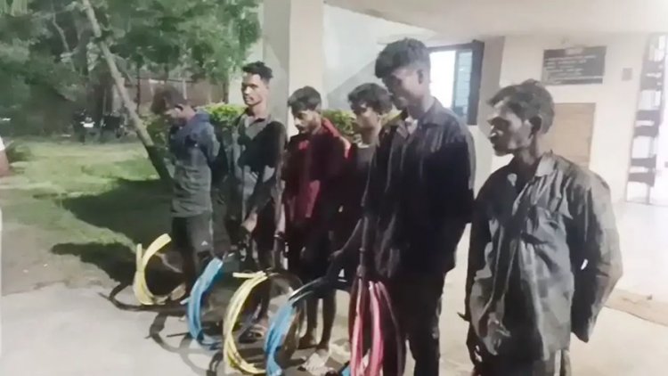 कोयला खदान में फंसे चोर: 24 घंटे बाद हुए गिरफ्तार...