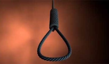 पुलिस जवान ने पेड़ पर फांसी लगाकर की आत्महत्या