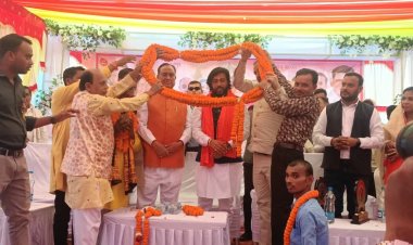 नगर पंचायत पलारी देवांगन समाज भवन में माँ परमेश्वरी मन्दिर पूजा एवं लोकार्पण समारोह सम्पन्न हुआ।