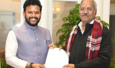 छत्तीसगढ़ की हवाई कनेक्टिविटी को नई उड़ान, केंद्रीय नागरिक उड्डयन मंत्री से मिले सांसद बृजमोहन