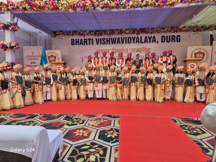 छत्तीसगढ़ के कबीरधाम कवर्धा जिला ग्राम बद्दो के निवासी डॉ.लव कुमार वर्मा ने भारती विश्वविद्यालय, दुर्ग (छत्तीसगढ़) के विज्ञान संकाय, में  डॉक्टर ऑफ फिलॉसफी (Ph.D.) की उपाधि अर्जित की