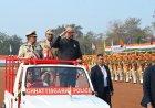 राज्यपाल डेका ने राष्ट्रीय ध्वज फहरा कर ली परेड की सलामी