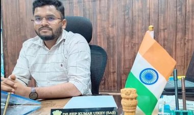 बीजापुर डिप्टी कलेक्टर दिलीप उइके निलंबित, महिला कांस्टेबल की शिकायत पर कार्रवाई