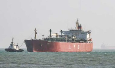 टेक्सास से एलपीजी लेकर आ रहा जहाज भारत पहुंचा