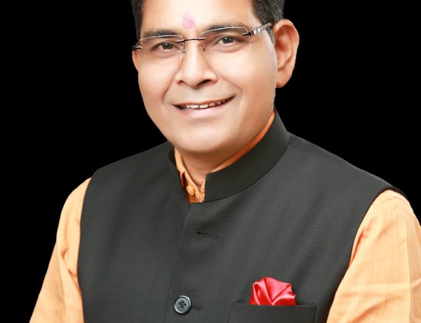 अतिथि प्राध्यापकों के सेवा शर्तों में सुधार हेतु उच्च स्तरीय समिति गठन कर परीक्षण करने के दिये निर्देश