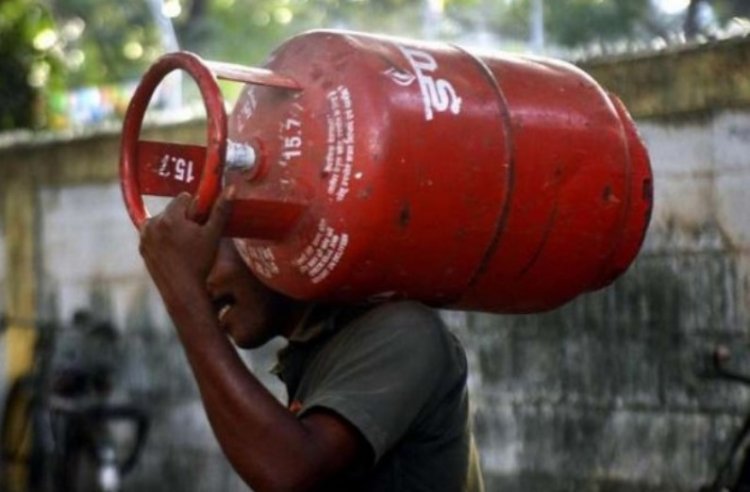 LPG उपभोक्ता तुरंत कराएं e-KYC, अन्यथा रुक सकती है गैस और सब्सिडी