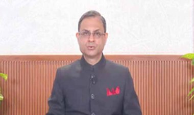 RBI ने रेपो रेट को 5.25 प्रतिशत पर रखा बरकरार