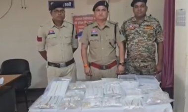महासमुंद में कार से 9 करोड़ का सोना जब्त, तीन युवक गिरफ्तार