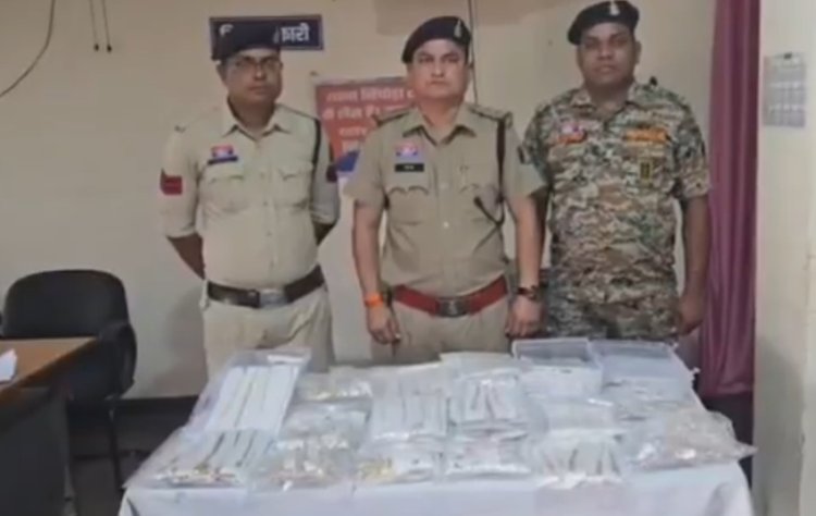 महासमुंद में कार से 9 करोड़ का सोना जब्त, तीन युवक गिरफ्तार