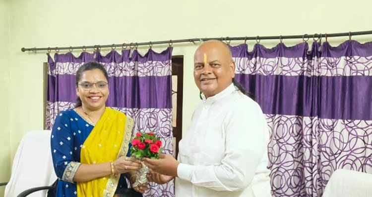 सौरभ शर्मा ने छत्तीसगढ़ राज्य सहकारी संघ के प्राधिकृत अधिकारी (अध्यक्ष) पद का पदभार किया ग्रहण