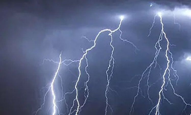 आकाशीय बिजली का कहर: मनरेगा कार्यस्थल पर दो मजदूरों की मौत, पांच घायल