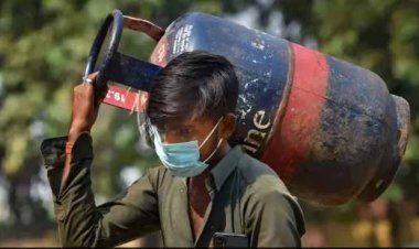कमर्शियल LPG सिलेंडर की कीमतों में 200 रुपये से ज्यादा की कटौती