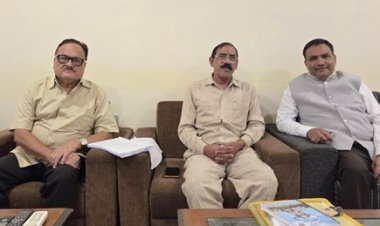 वक्फ बोर्ड अध्यक्ष डॉ. सलीम राज ने यूसीसी समिति सदस्यों से की सौजन्य मुलाकात