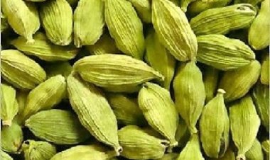 पेट की जलन और गैस से राहत दिलाने में बेहद कारगर है इलायची