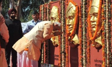 शहीद भगत सिंह की जयंती पर पीएम मोदी ने किया नमन