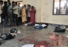 क्लासरूम में चेनसॉ लेकर घुसा युवक, सरकारी स्कूल की दो छात्राओं पर किया जानलेवा हमला,एक छात्रा की हालत गंभीर; दूसरी सहेली को बचाने के प्रयास में घायल