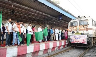 मुख्यमंत्री तीर्थ दर्शन योजना के तहत 850 श्रद्धालु जगन्नाथ पुरी के लिए रवाना