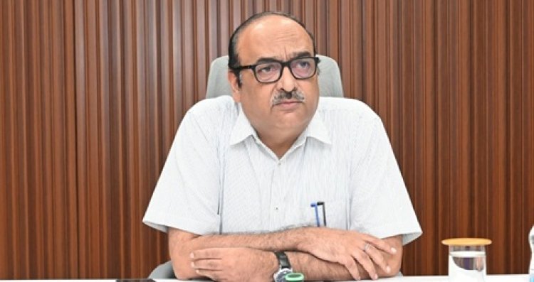 सीएम हेल्पलाइन में दर्ज शिकायतों का गंभीरता से निराकरण करेंःमुख्य सचिव विकासशील