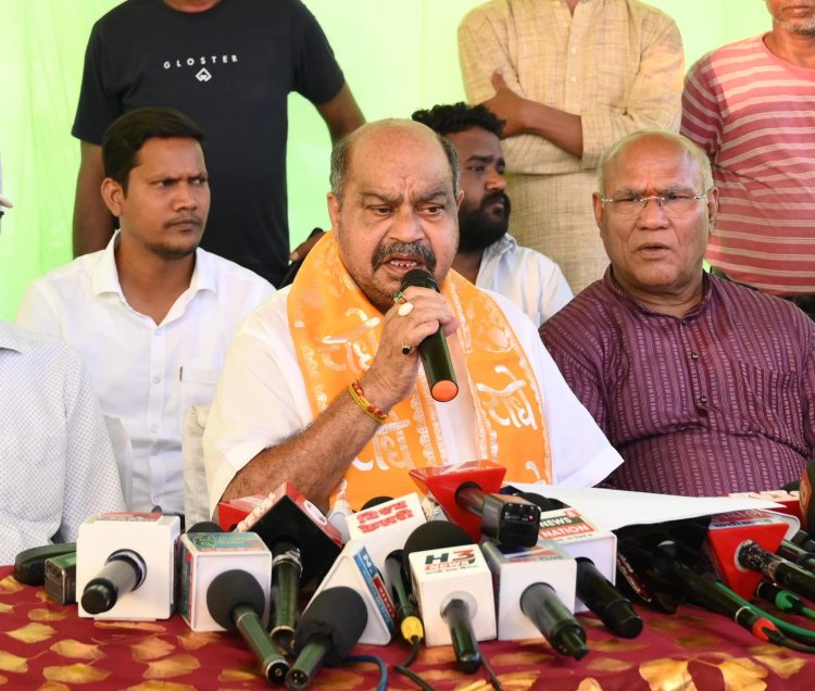 101 फीट ऊंचे दशानन रावण का होगा दहन, भव्य आतिशबाजी से जगमगाएगा डब्ल्यूआरएस दशहरा मैदान  विजयादशमी पर उमड़ेगा जनसैलाब, लगभग 5 लाख लोगों के पहुंचने की संभावना; राज्यपाल रमेन डेका, मुख्यमंत्री विष्णु देव साय सहित अनेक जनप्रतिनिधि होंगे शामिल  विधायक पुरन्दर मिश्रा ने दी तैयारियों की जानकारी, पार्किंग, पेयजल, यातायात और सुरक्षा व्यवस्था पर रहेगा विशेष जोर